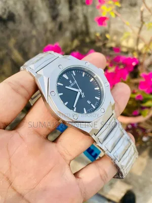লাক্সারি হাবলট স্পাইডার অ্যান্ড ফরমাল