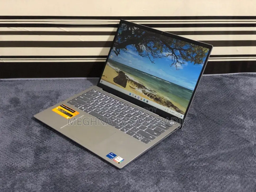 Laptop Dell 3GB Intel SSD 256GB