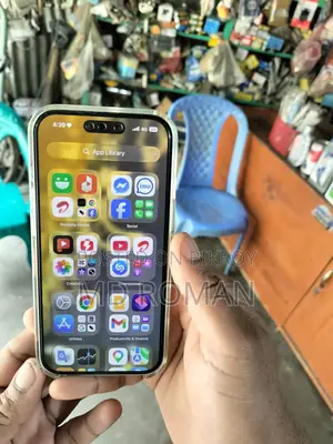 Apple iPhone 15 128 GB Green