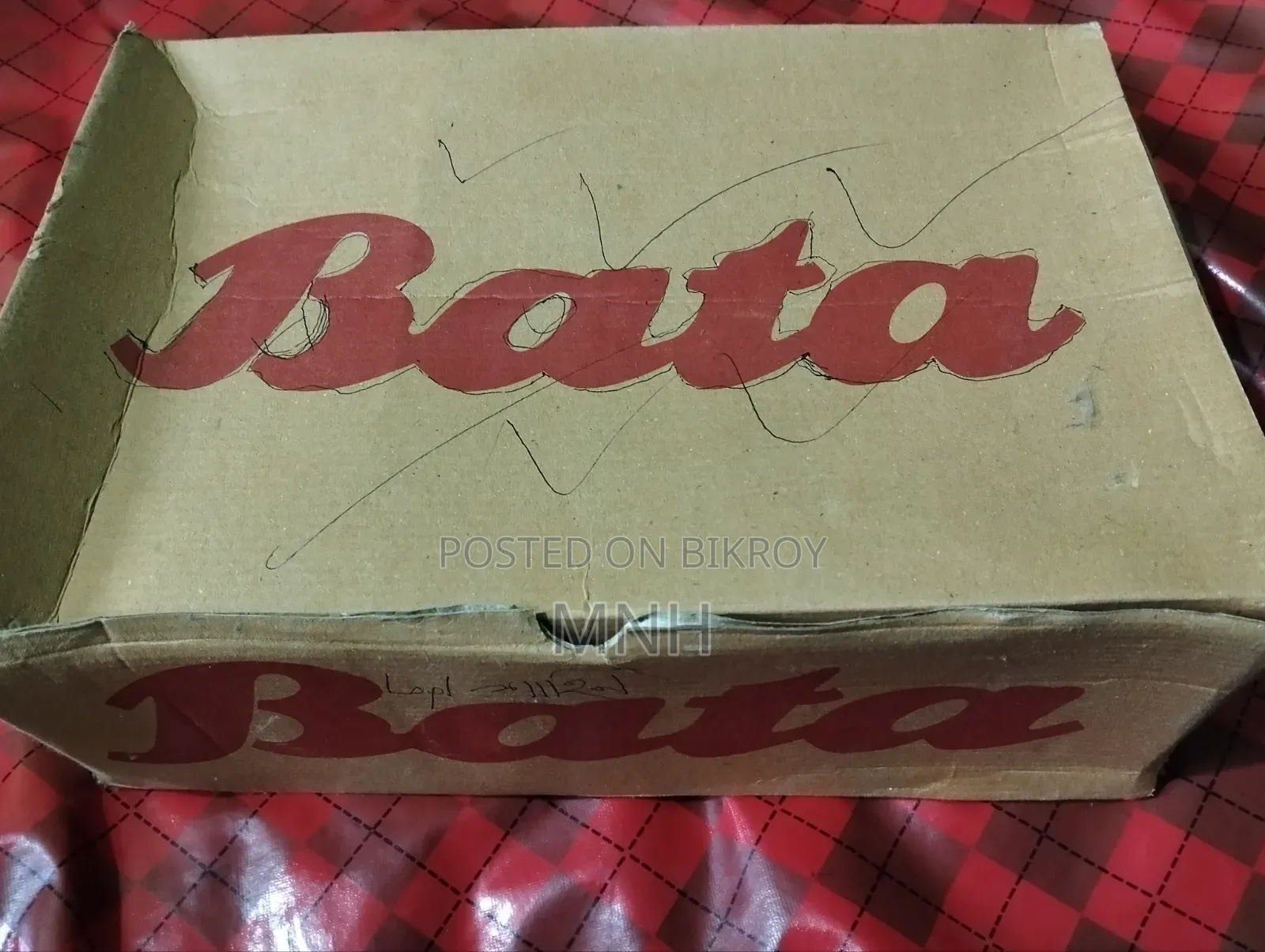 বাটা  কেডস জুতা
