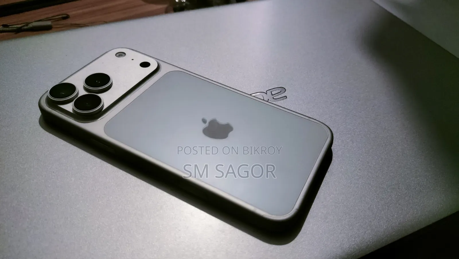New Apple iPhone 17 Pro Max 1 TB Silver
