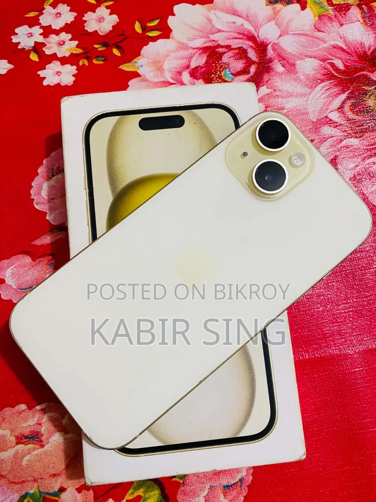 New Apple iPhone 15 128 GB Yellow