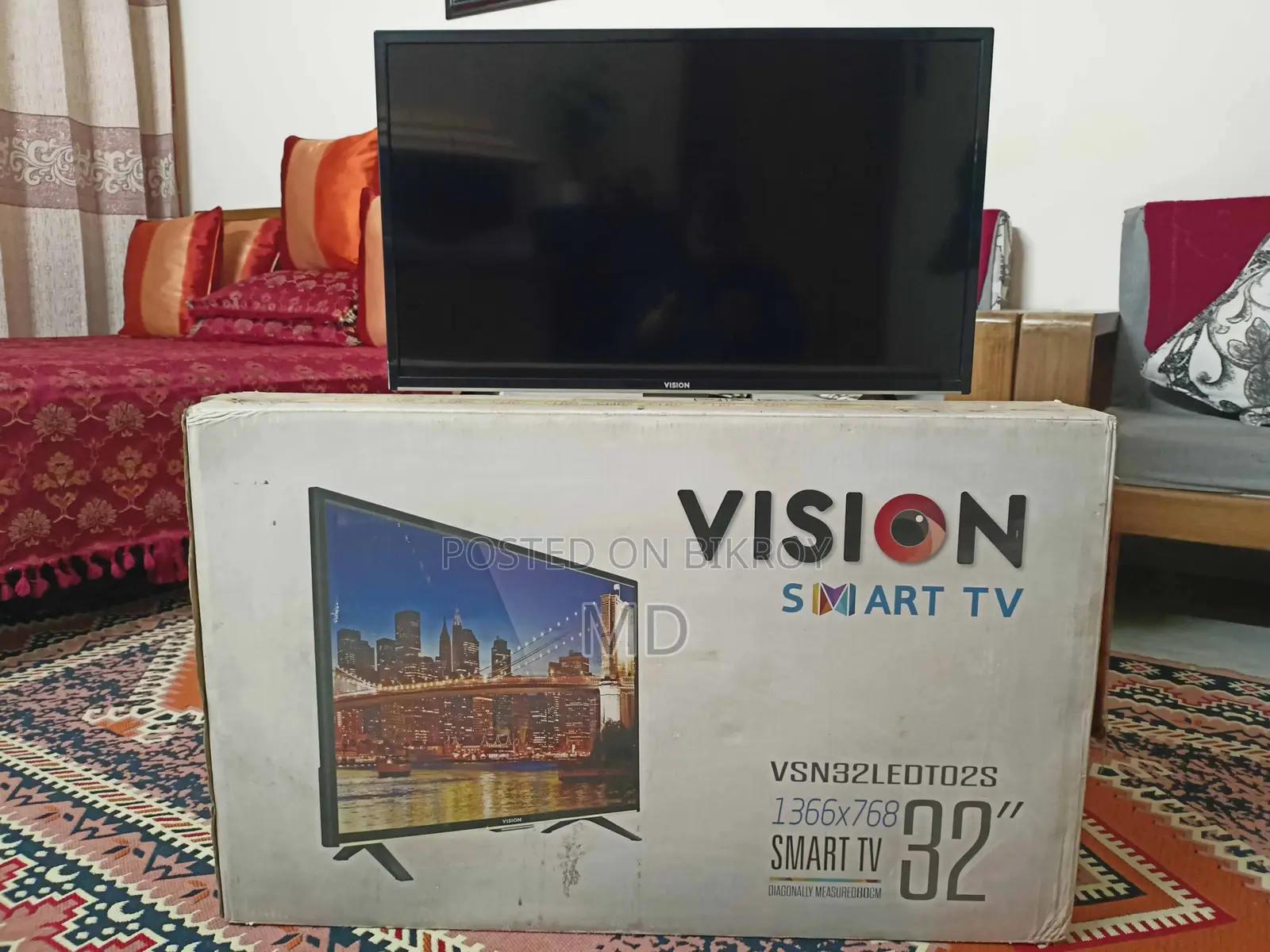 32" Smart TV