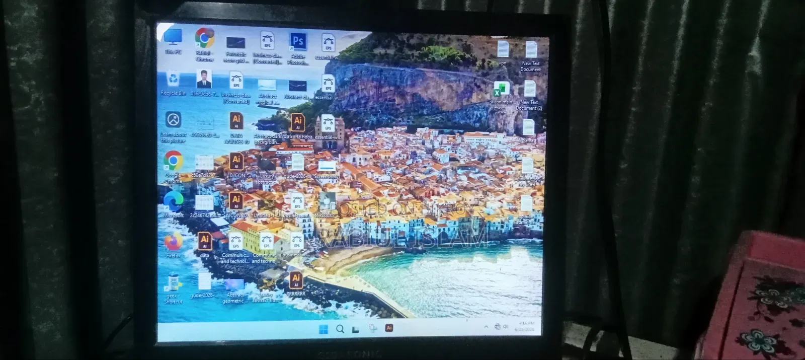 Desktop Computer 8GB Intel Core i3 HDD+SSD 640GB