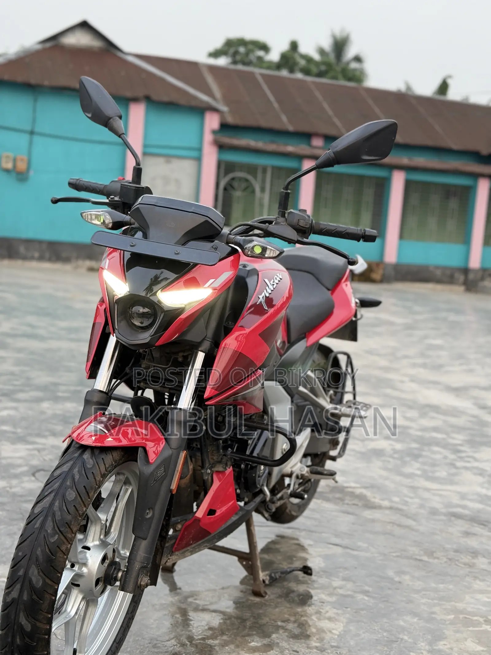 বাজাজ পালসার এন১৬০ ২০২৩ রেড