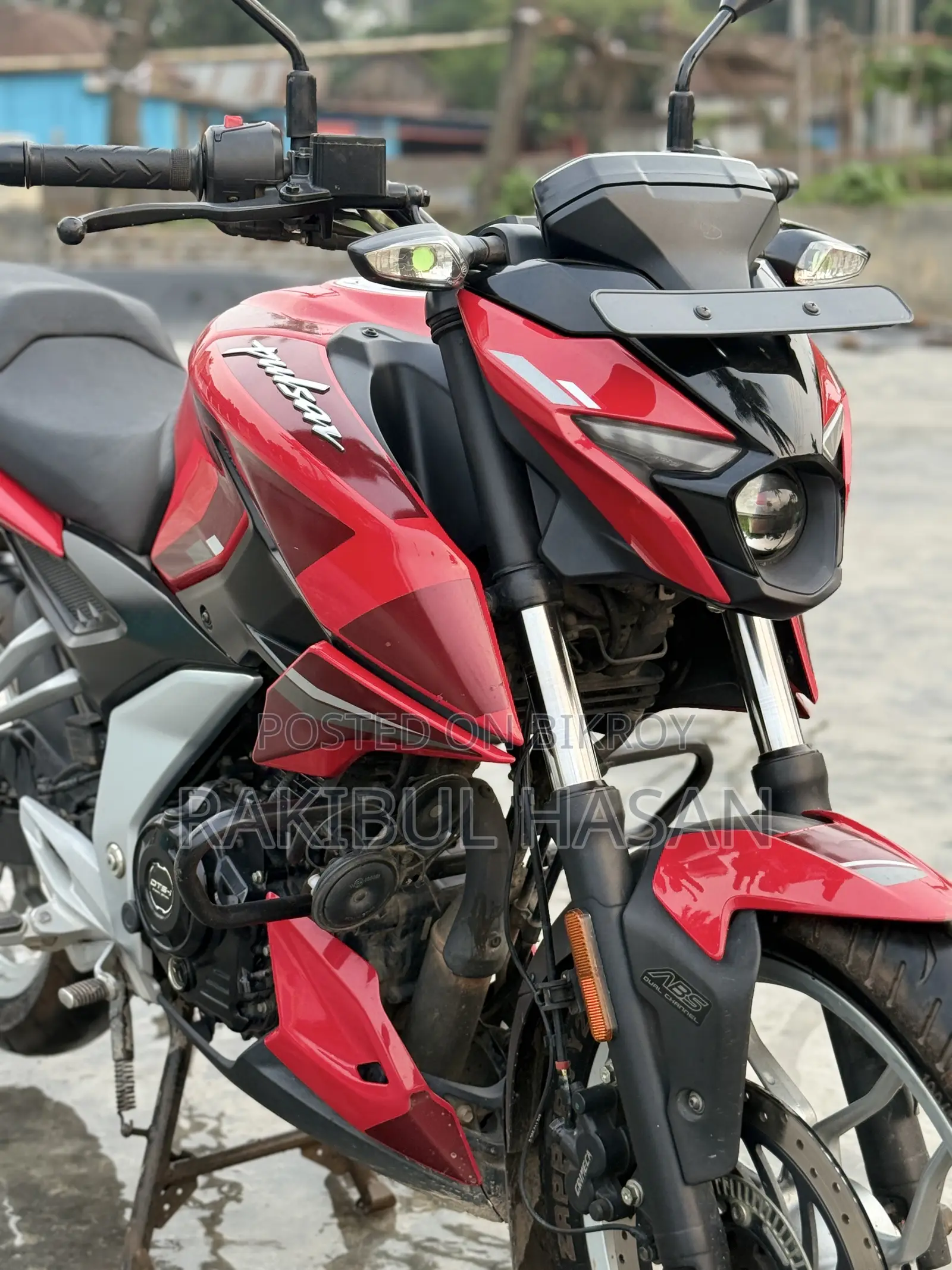 বাজাজ পালসার এন১৬০ ২০২৩ রেড