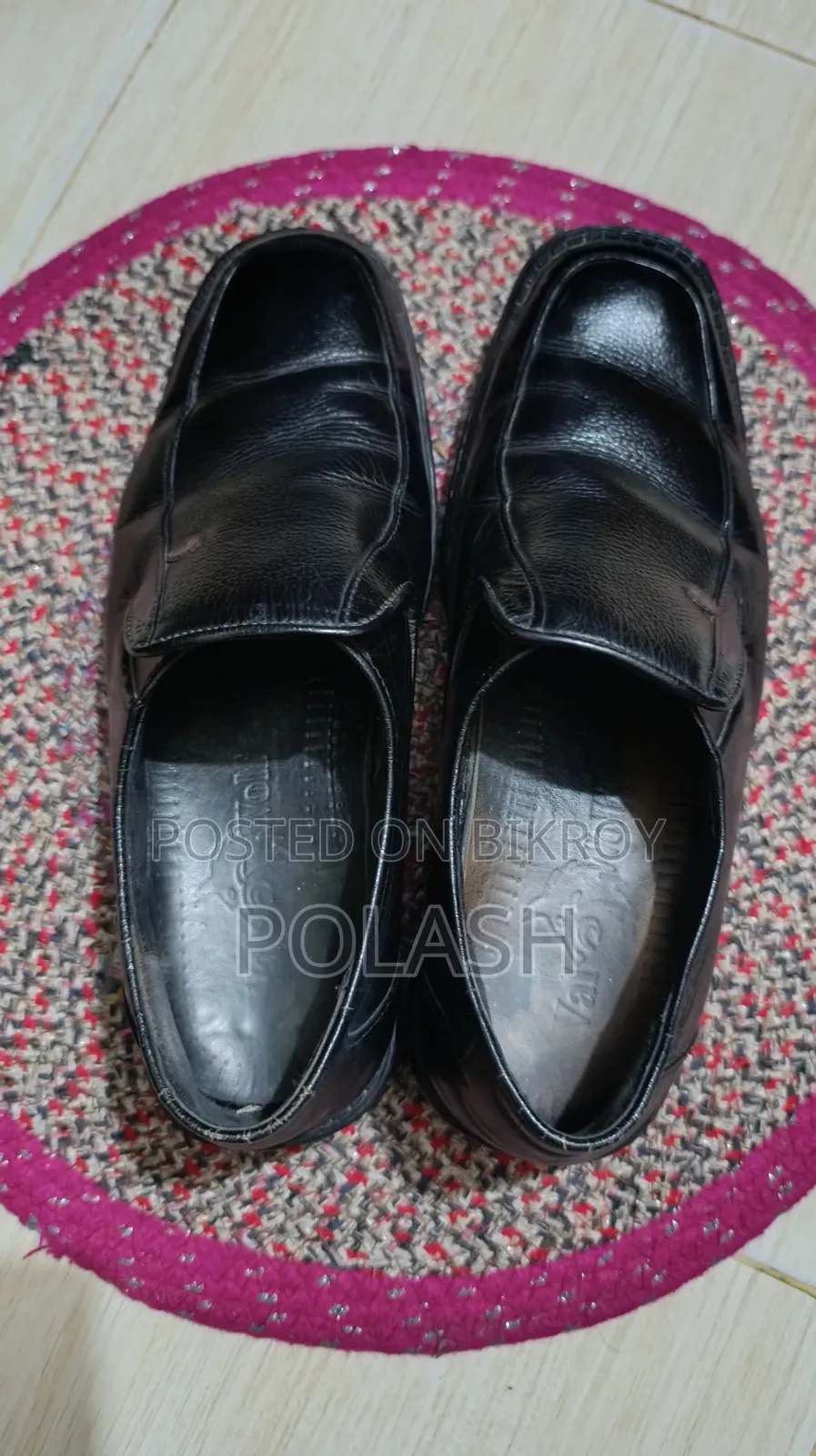 Men's Shoes.