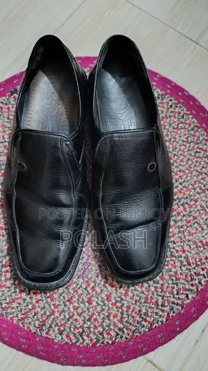 Men's Shoes.
