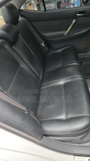 টয়োটা অ্যালিয়ন ২০০৬ সাদা