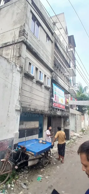 উত্তরায় ৩ বেডরুমের বাড়ি বিক্রয়ের জন্য