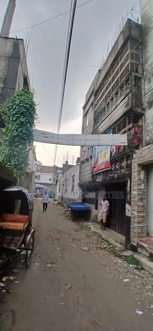 3-bedroom House in Uttara for Sale