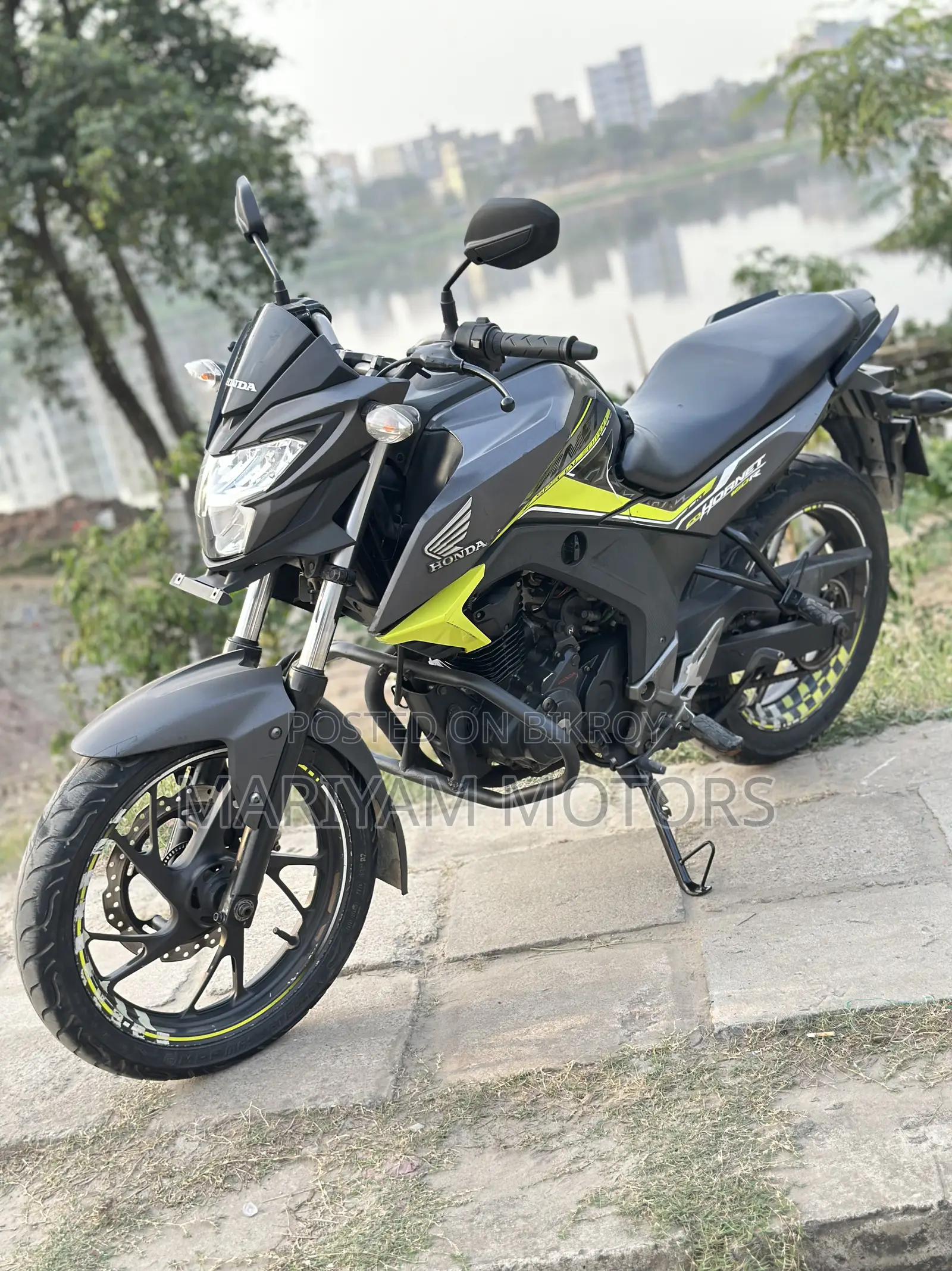 Honda Hornet 2020 Gray