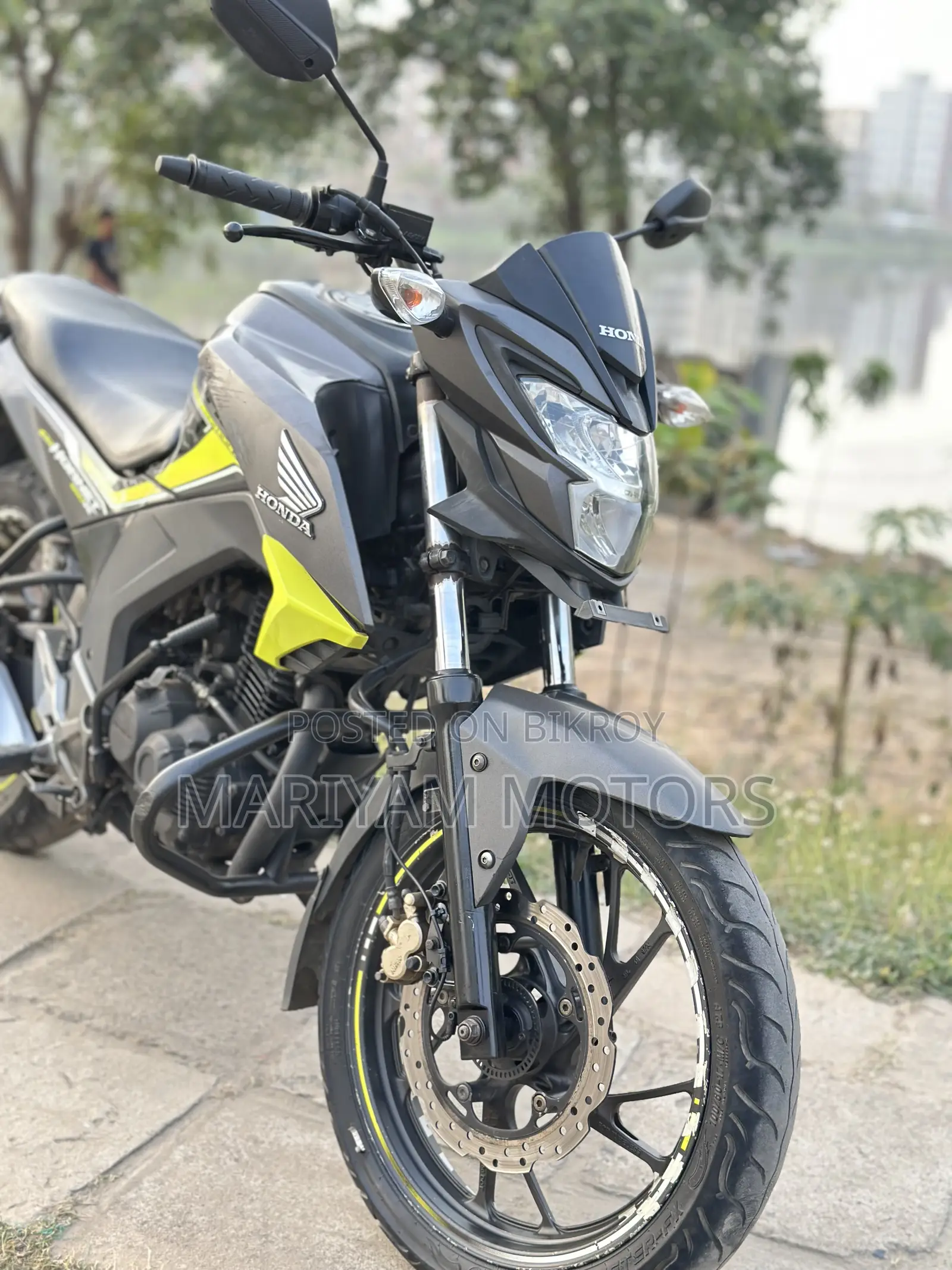 Honda Hornet 2020 Gray