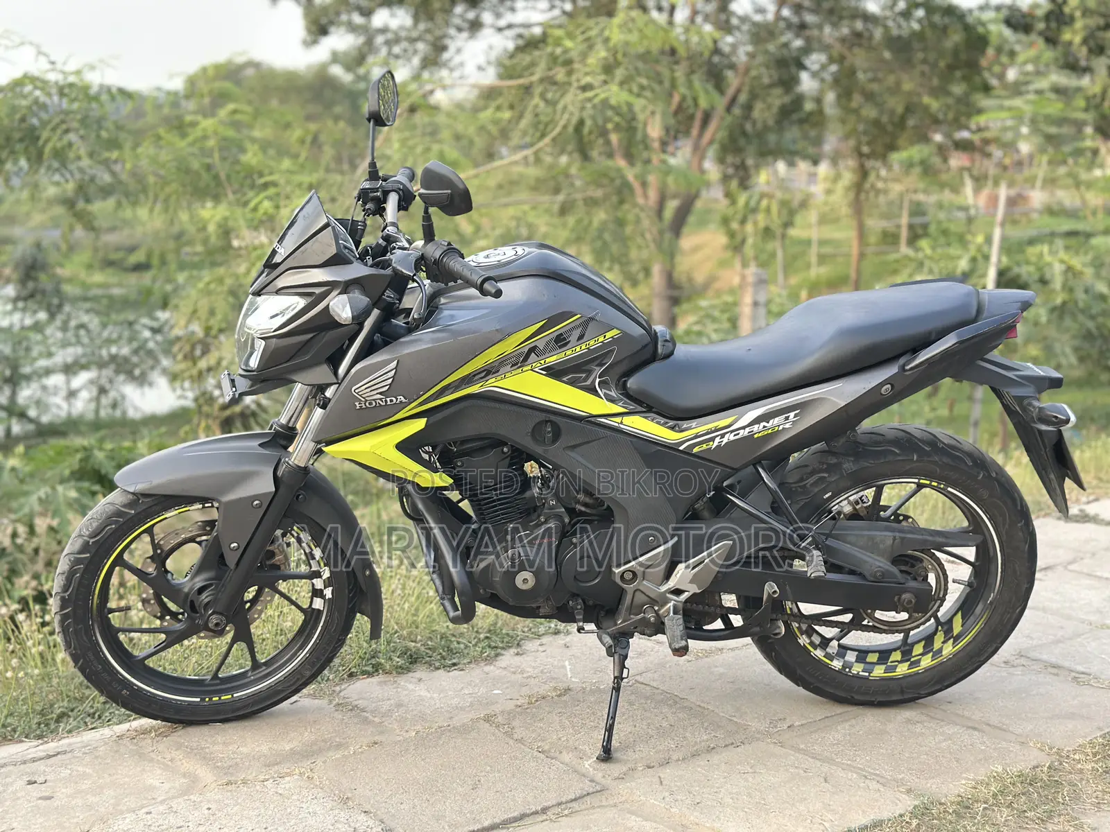 Honda Hornet 2020 Gray