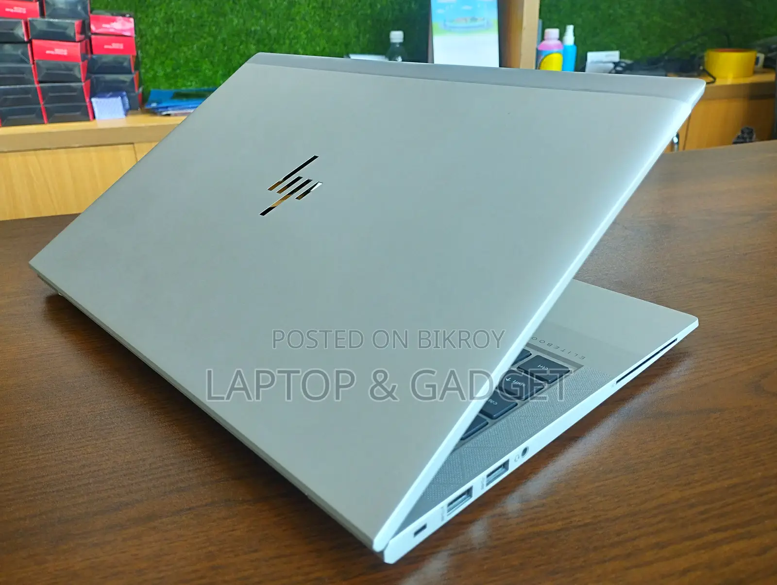 Laptop HP EliteBook 845 G7 8GB AMD Ryzen 3 SSD 256GB