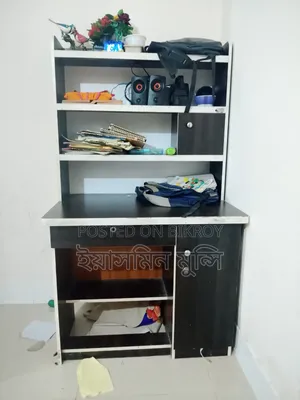 Reading Table
