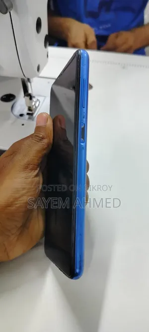 Samsung Galaxy M20 64 GB Blue