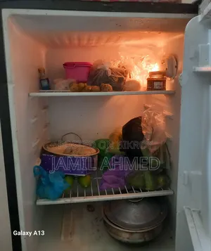 1 Refrigerator for sale.