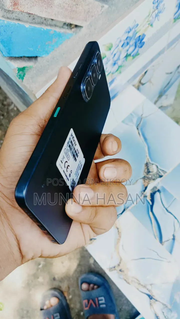 Infinix Hot 60i 128 GB Black