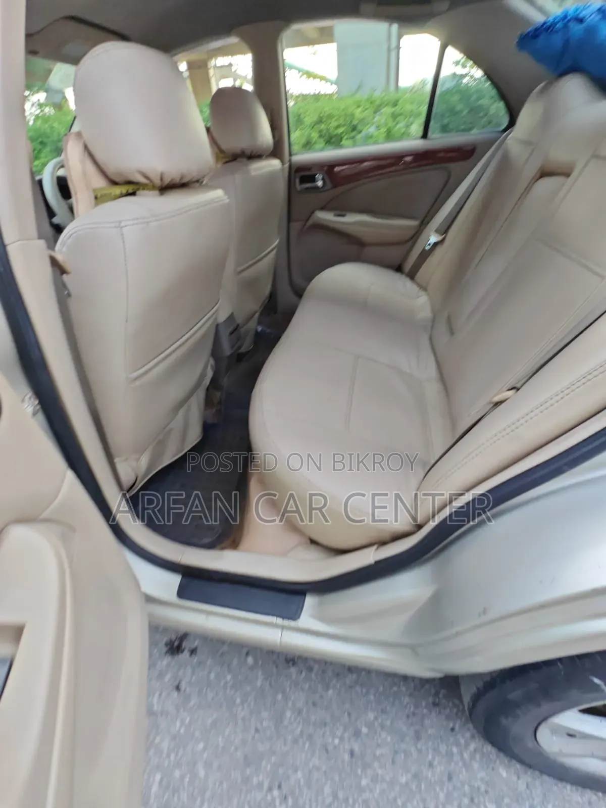 Nissan Bluebird 2004 Beige
