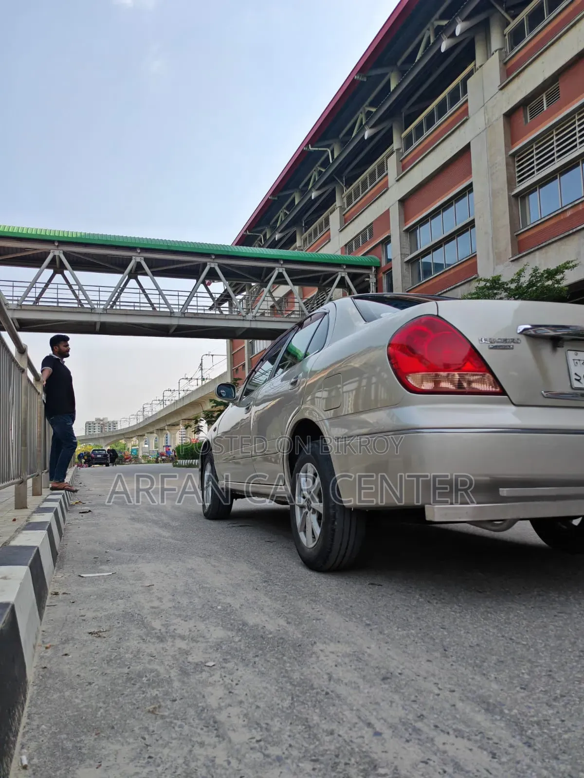 Nissan Bluebird 2004 Beige