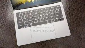 ল্যাপটপ অ্যাপল ম্যাকবুক প্রো ২০১৭ ৮জিবি ইন্টেল কোর আই৫ এসএসডি ২৫৬জিবি