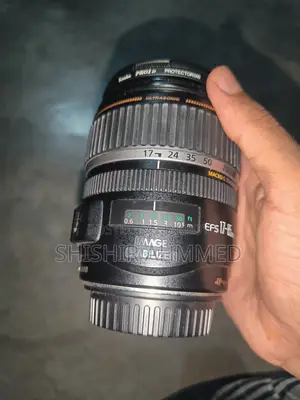 Canon Efs 17-85 Mm Usm Lens.