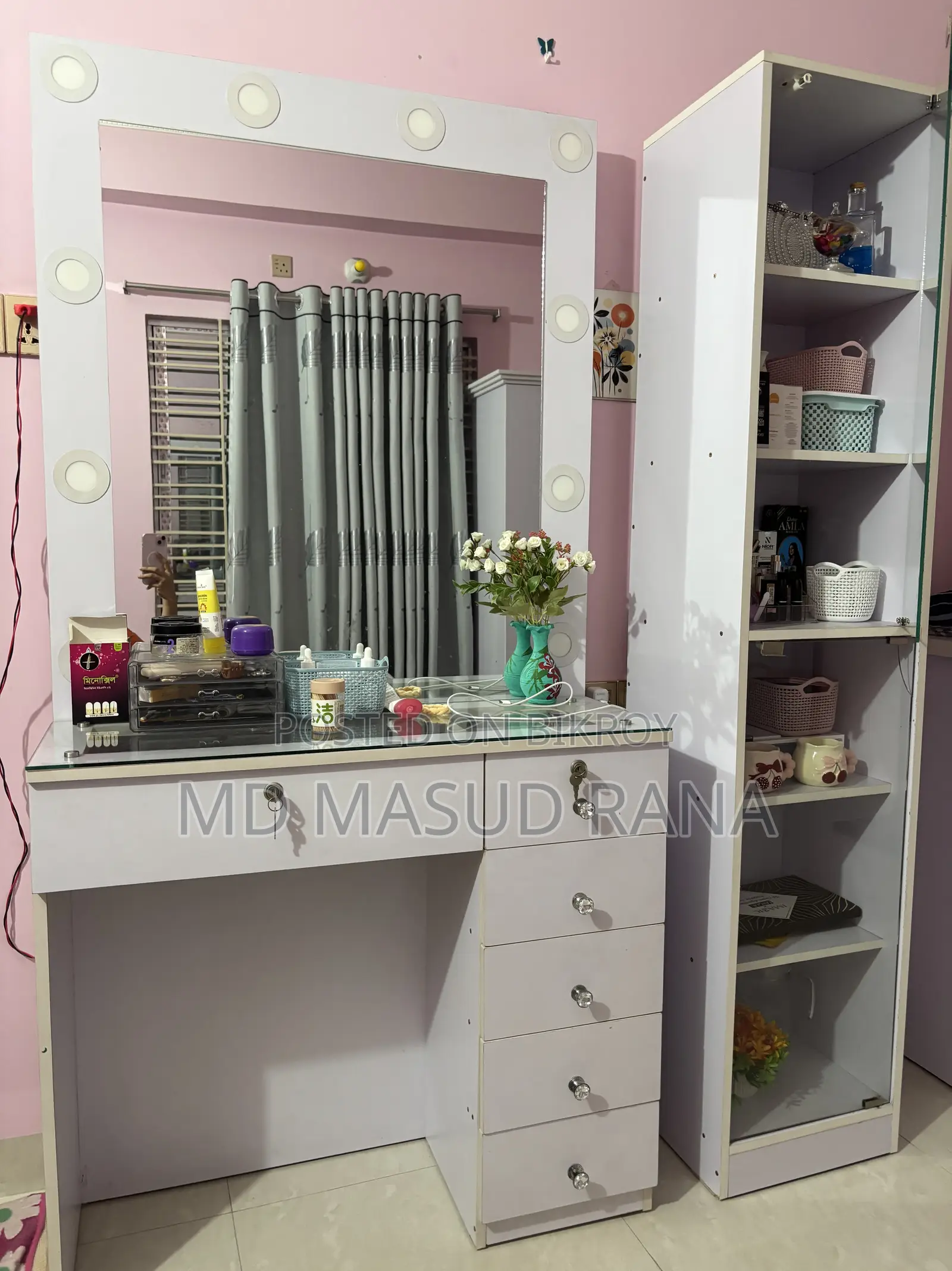 Vanity Dressing