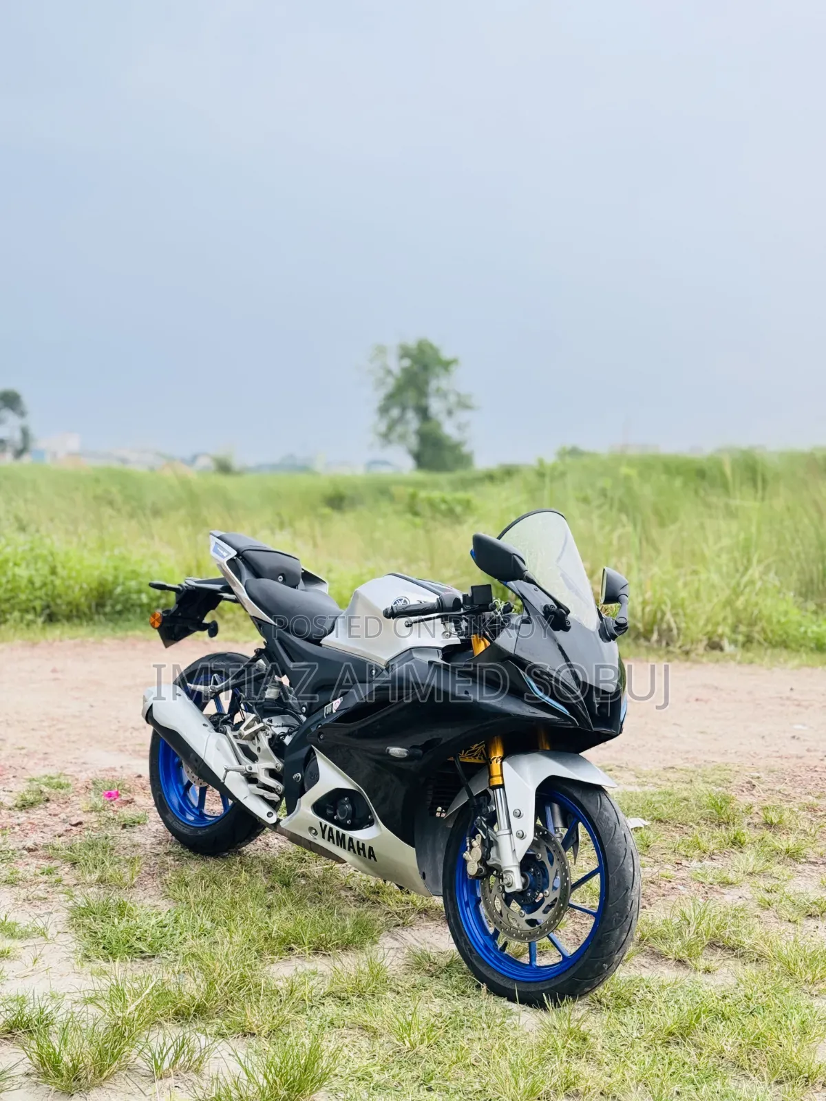 ইয়ামাহা ২০২৩ সিলভার