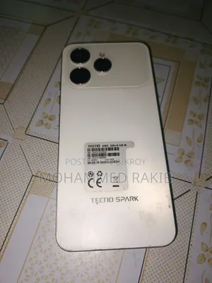 টেকনো স্পার্ক ৪০ ২৫৬ জিবি হোয়াইট