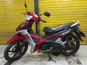 Runner Kite + 110 2018 Red