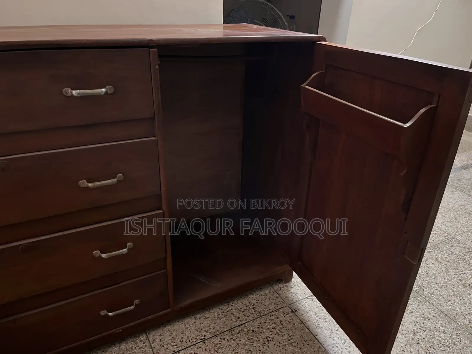 Chest of Drawers