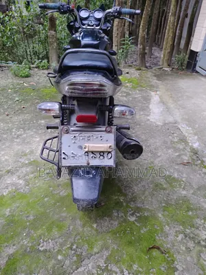 বাজাজ ডিসকভার ১০০ ২০১৬ কালো