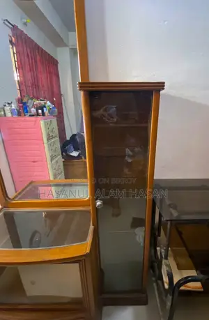 Exclusive Wooden Dressing Table With Storage Showcase (Fresh Condition)