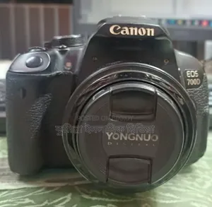 Canon 700D