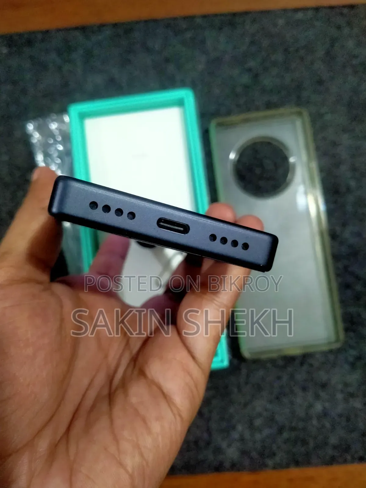 Mobile Phone 128 GB Black