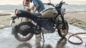 Yamaha FZ 2025 Brown