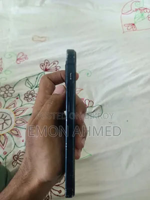 Apple iPhone 12 64 GB Black