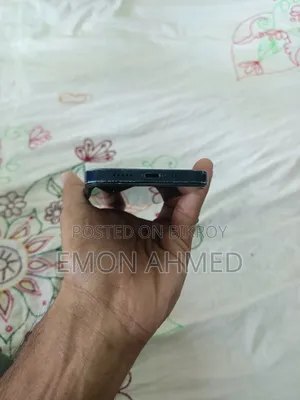 Apple iPhone 12 64 GB Black