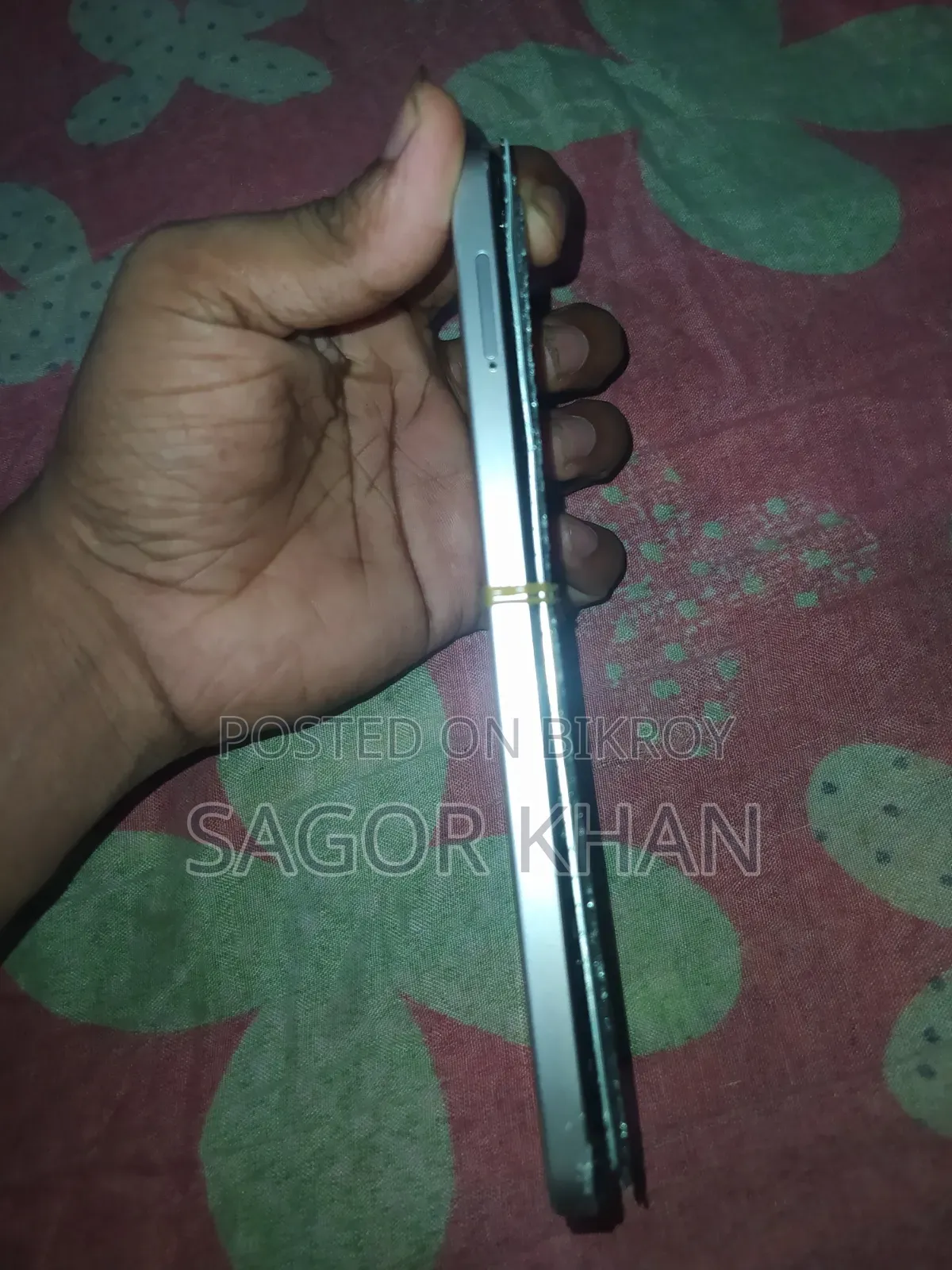 Vivo Y04 64 GB