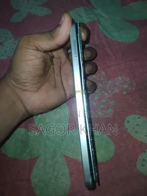 Vivo Y04 64 GB
