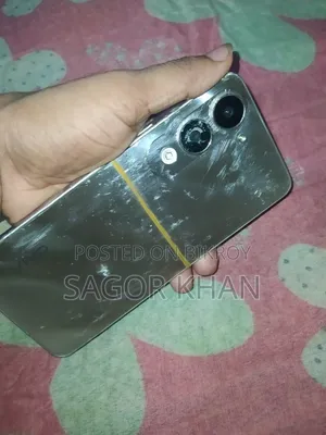 Vivo Y04 64 GB