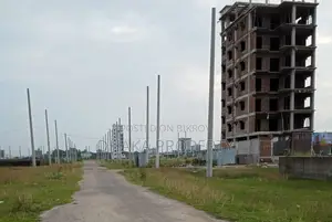 60ft Road, 3 Katha, Metro Station West, Sector-17/B