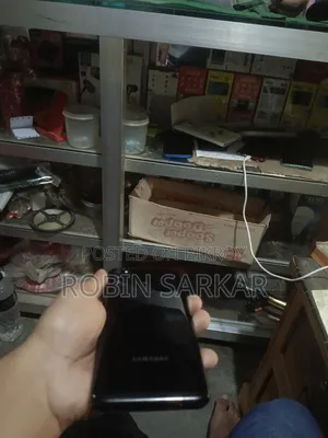 Samsung Galaxy M21 64 GB Black