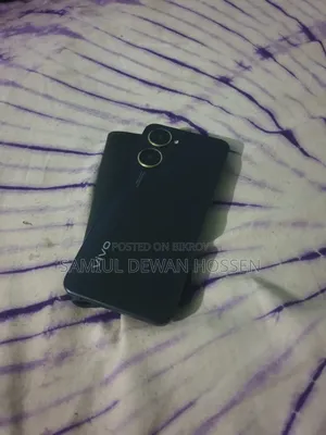 Vivo Y03t 64 GB Blue
