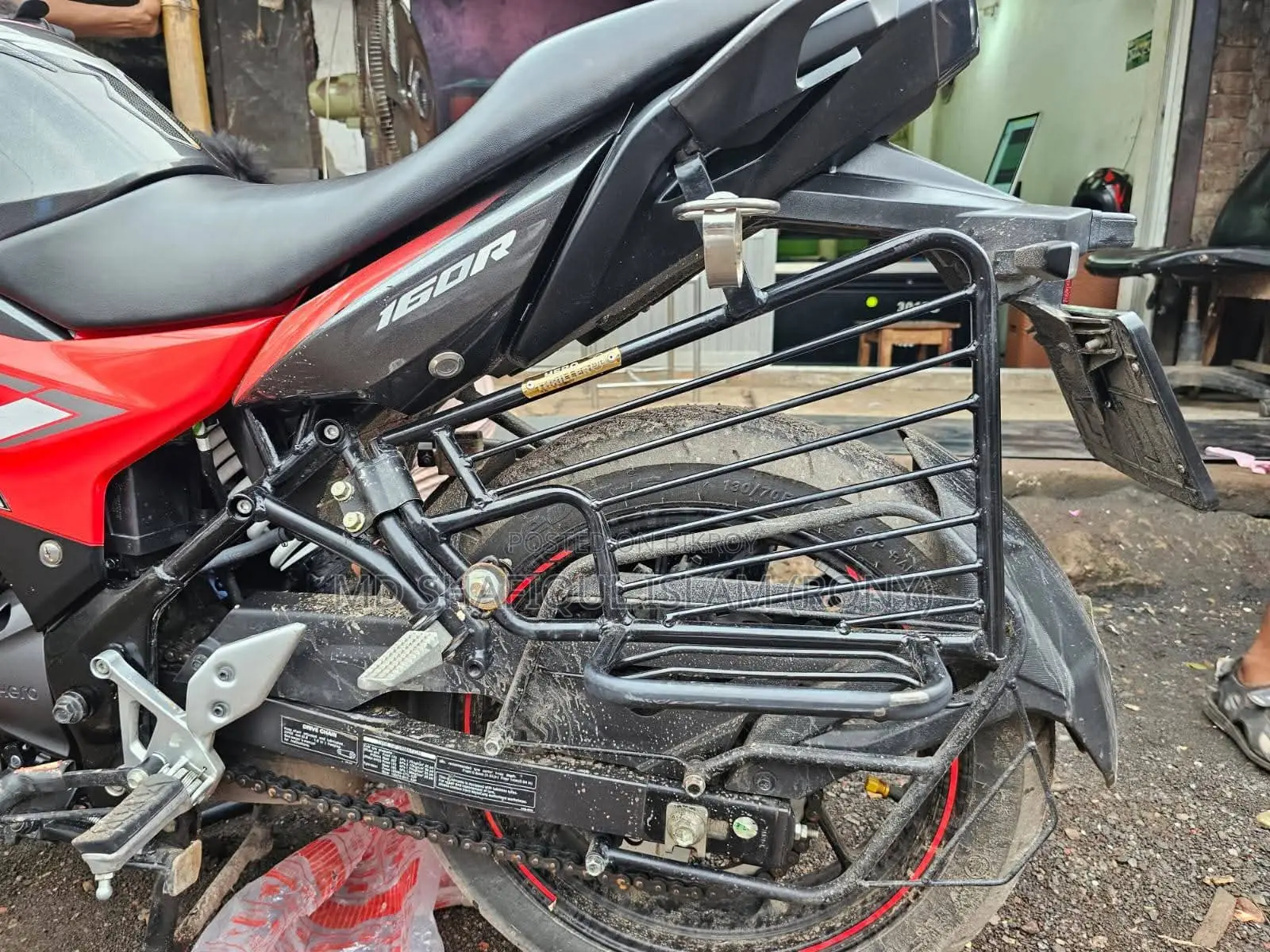 Hero Thriller 160R 2021 Red