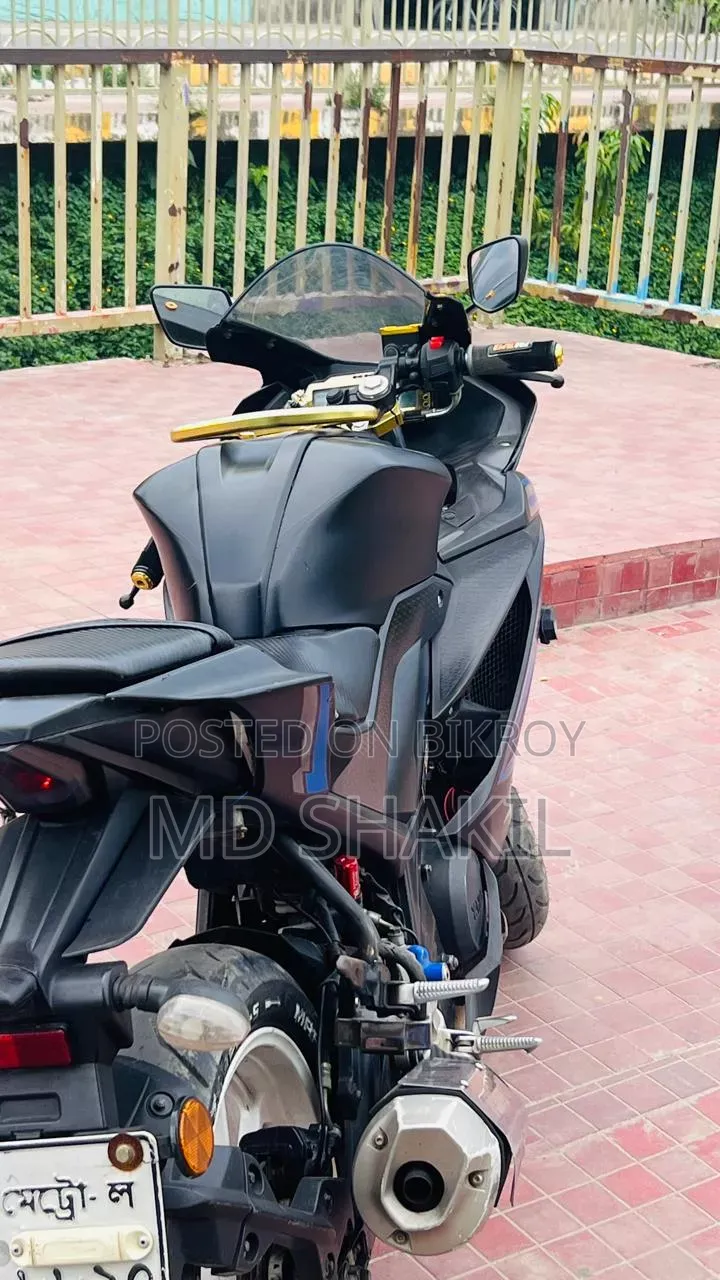 Yamaha R15 V3 2020 Gray