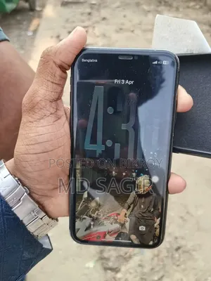 Apple iPhone 11 64 GB Black