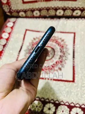 Apple iPhone XR 64 GB Black