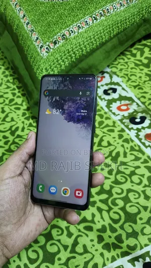 স্যামসাং গ্যালাক্সি এস২০ ১২৮ জিবি ব্ল্যাক